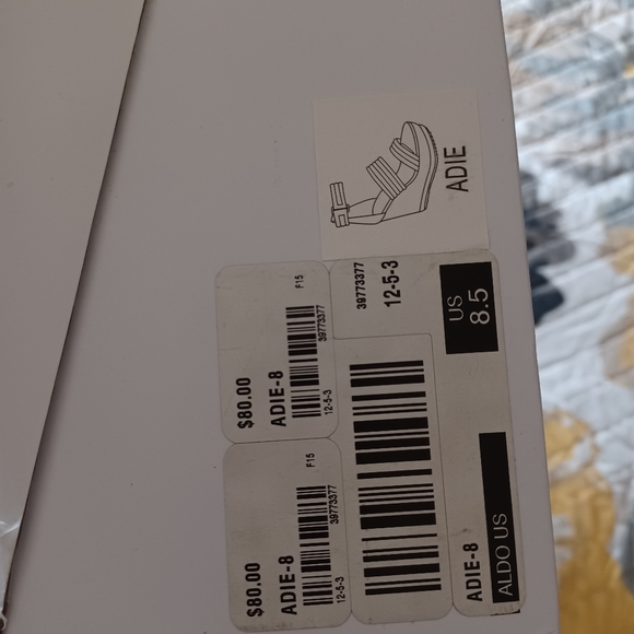 Shoes - Picture 6 of 6